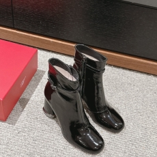 Roger Vivier Boots